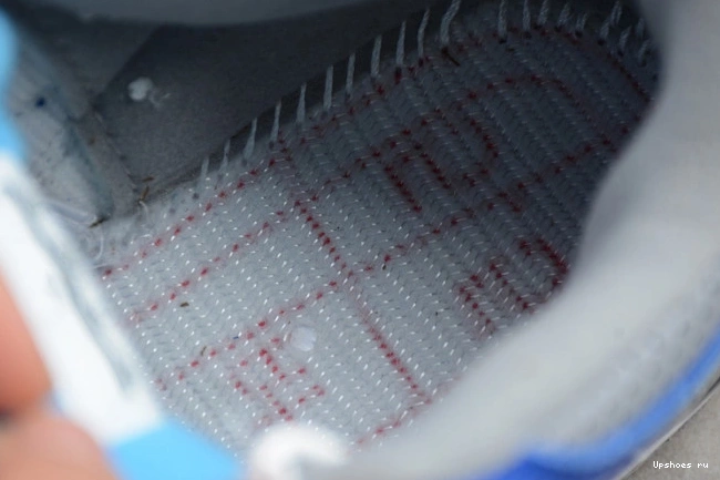 Jordan Air CT8532-400 Varsity Retro 3 Cement Royal 0103